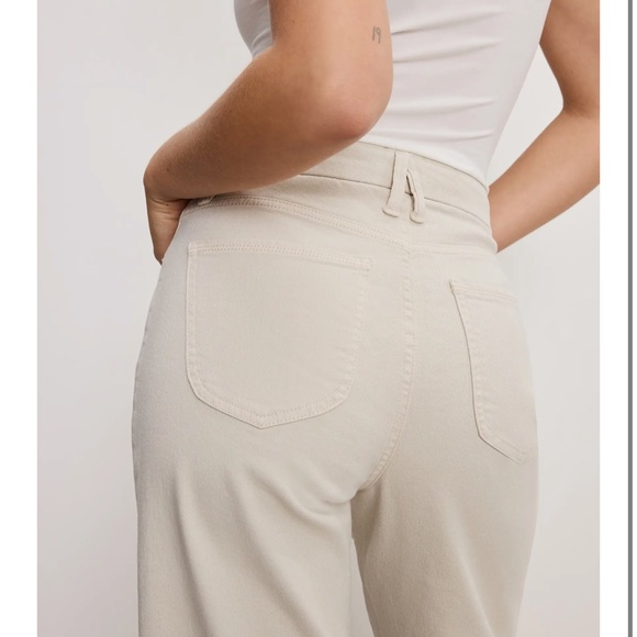 Good American Good Waist Raw Hem Cropped Palazzo Jeans In Bone Sz 12/31 NWT - - Picture 14 of 15